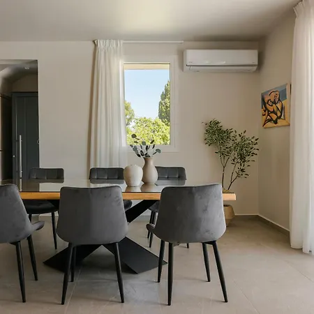 Arsinoe Willa Kouvalata