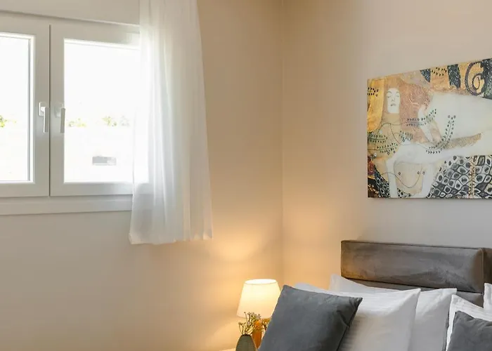 Arsinoe فيلة Kouvalata